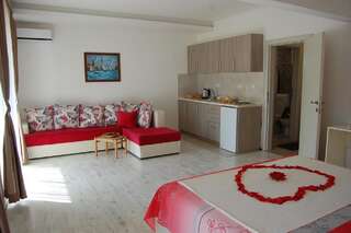 Апартаменты Apartments Ardoni Улцинь Номер-студио с балконом-8